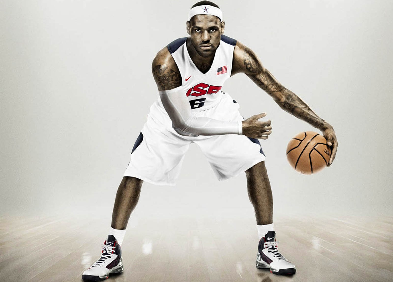 意媒：DV9等四名合同到期球员离队可能为尤文节省下3190万欧（意媒：DV9等四名到期球员若离队，尤文可节省3190万欧）