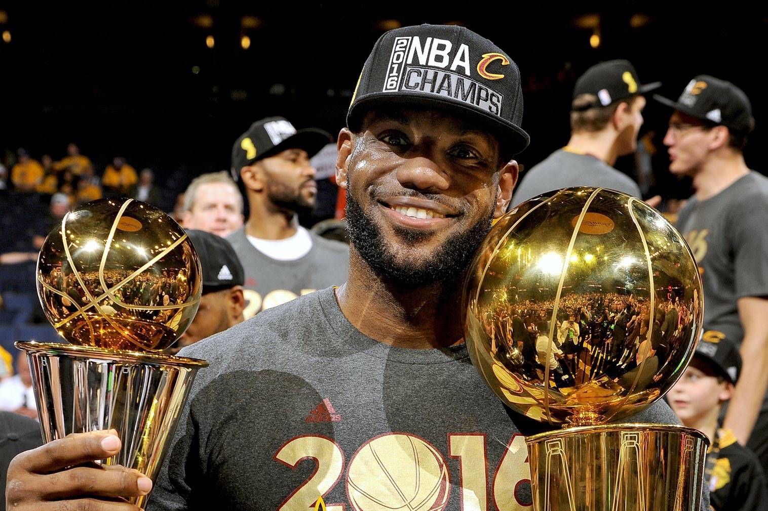 官方：CCTV5转播海港客战英博，CCTV5+转播申花客战津门虎（官宣：海港客场对阵英博由CCTV5转播，申花客战津门虎由CCTV5+转播）