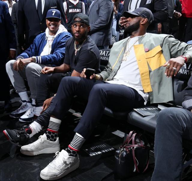 追求字母哥，勇士决定引热议，筹码公布！拉科布演都不演了（勇士追逐字母哥引爆热议，交易筹码曝光，拉科布摊牌了）