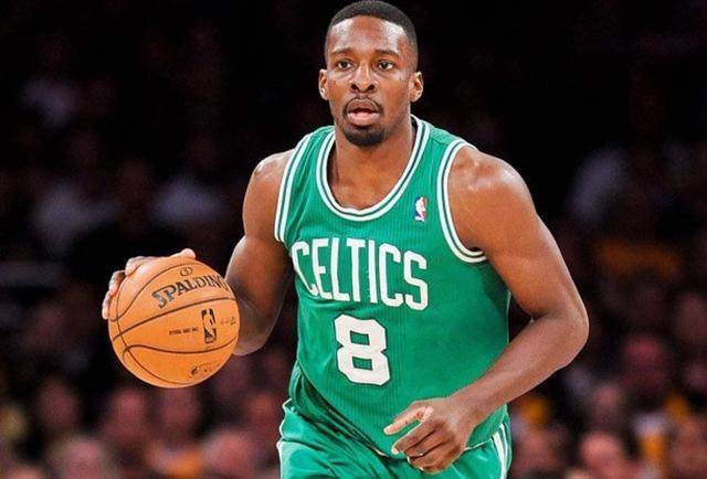 NBA战报：伦纳德41分赛季新高，快船128-108大胜火箭（快船128-108击败火箭，伦纳德轰41分创赛季新高）