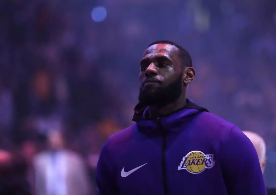 意媒：此前因流感缺阵的博尼尚未恢复训练，不确定能否踢意杯（意媒：因流感缺阵的博尼仍未复训，出战意杯存疑）