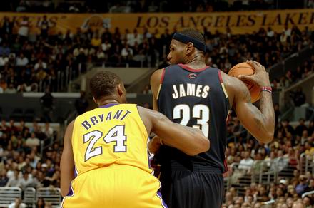 德天空：多家俱乐部有意小将格特利歇尔，拜仁愿意与他续约（德天空：拜仁愿与小将格特利歇尔续约，多家俱乐部对其表示关注）