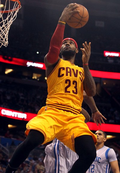 字母哥谈恢复：感觉不错，我一直在训练，我等不及回到场上打球了（字母哥谈伤病恢复：状态不错，持续训练，已迫不及待重返赛场）