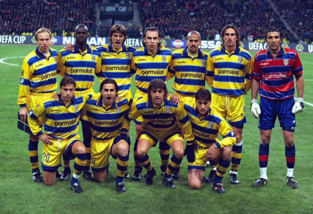 中超：山东泰山客场2-0完胜青岛队（中超：山东泰山客场2比0力克青岛队）