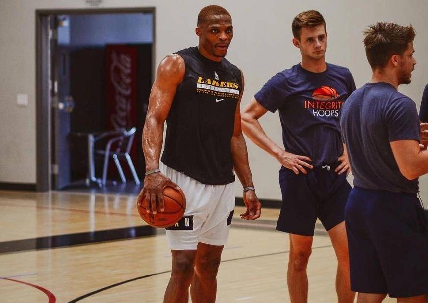 中国足球小将2016队历史性晋级曼努埃尔杯四强（中国足球小将2016队首度闯入曼努埃尔杯四强）