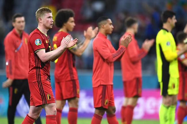 比肩弗格森和巴斯比！阿莫林上任后欧战前3场全胜（追平弗格森与巴斯比纪录，阿莫林上任后欧战前三战全胜）