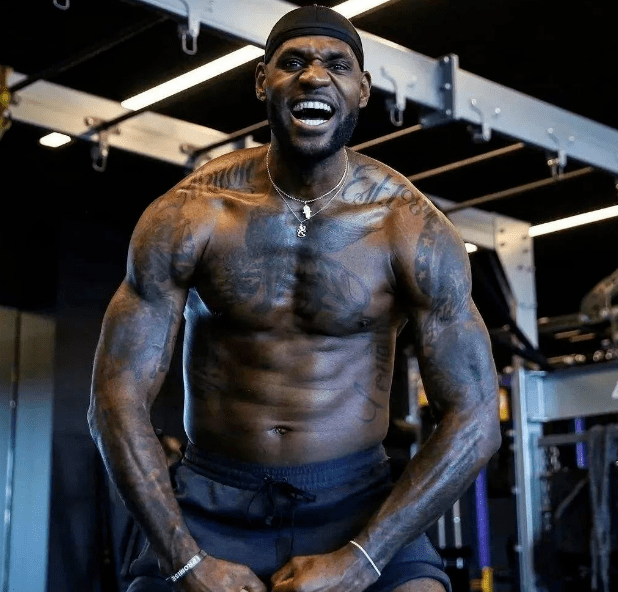 成都蓉城无缘冠军，说几句不中听的话（成都蓉城无缘桂冠，聊几句逆耳之言）