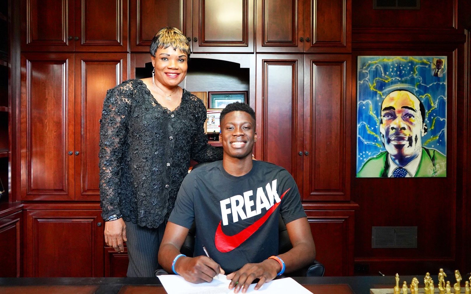 西悉尼vs狮吼首发：博雷洛PK霍尔，巴巴洛塞斯、隆恩出战（西悉尼战狮吼首发出炉：博雷洛对决霍尔，巴巴洛塞斯、隆恩先发）